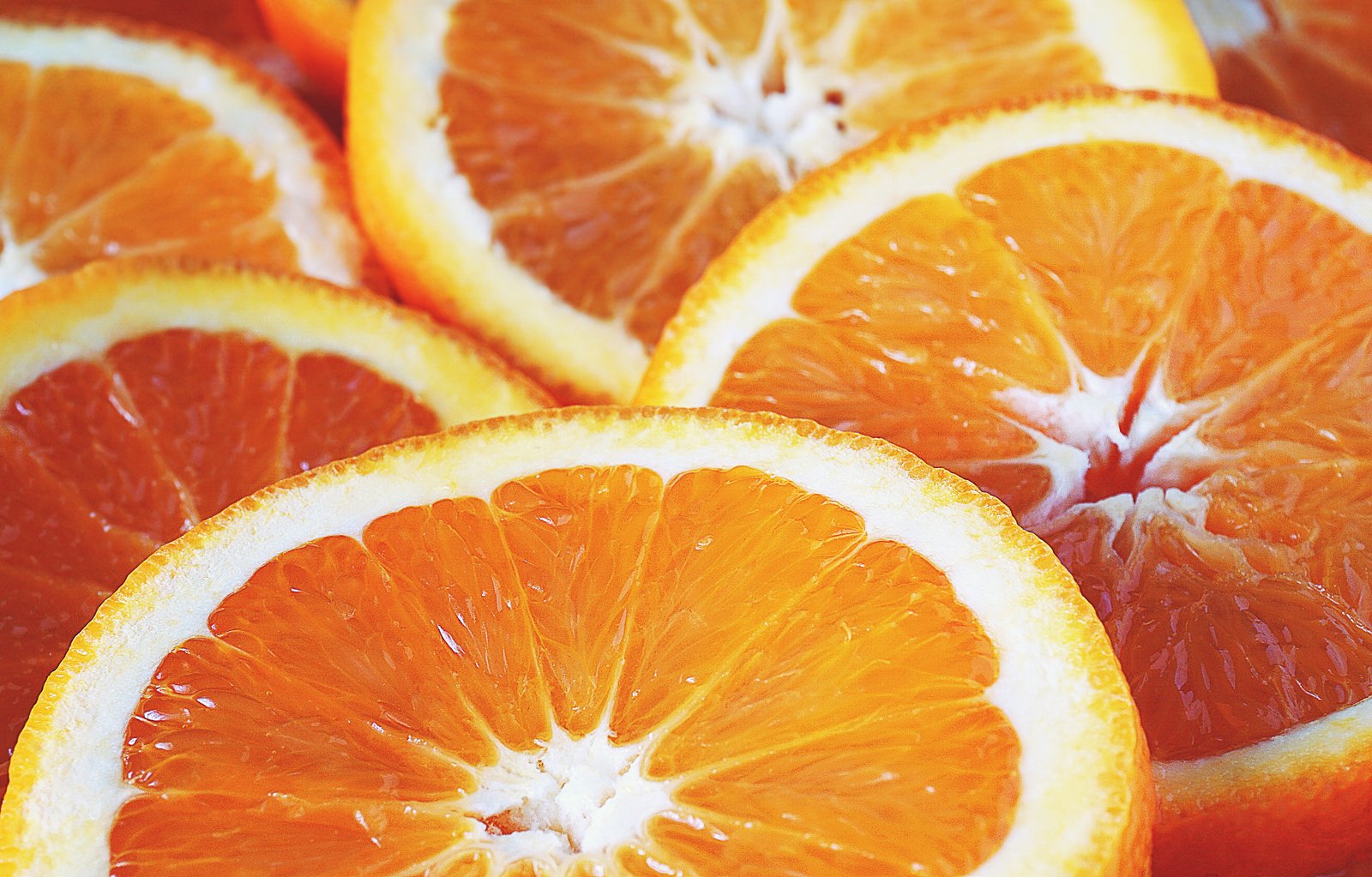 Benefits of eating oranges